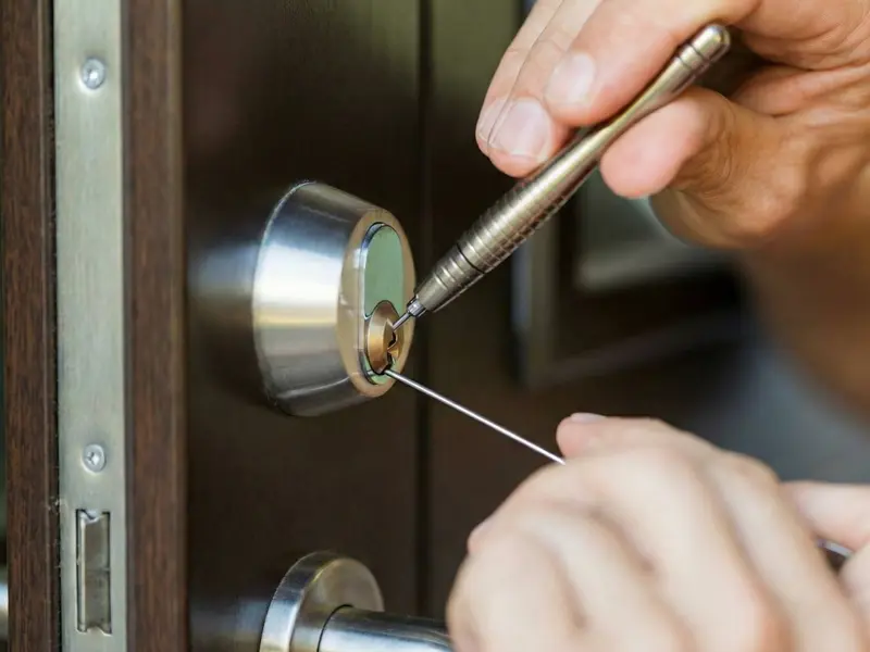 Instalação de fechadura eletrônica em São Leopoldo